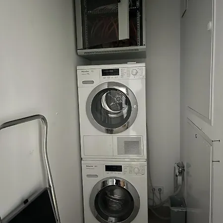 Luxusappartement Mit Garage Im Zentrum Apartment Wiener Neustadt