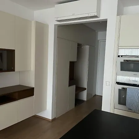 דירה Luxusappartement Mit Garage Im Zentrum