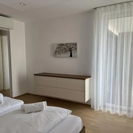 Luxusappartement Mit Garage Im Zentrum * Wiener Neustadt