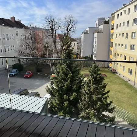 Luxusappartement Mit Garage Im Zentrum Apartment