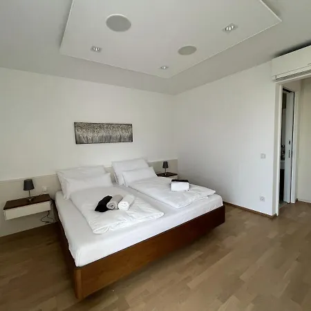 Apartment Luxusappartement Mit Garage Im Zentrum *